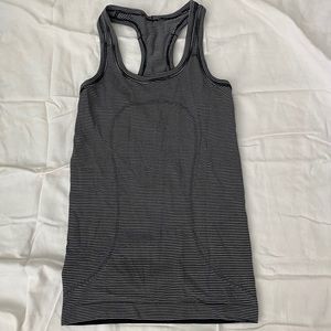 lululemon black tank top